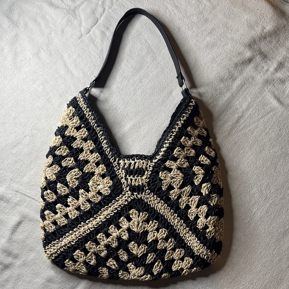 Black and Cream Crochet Women Bag NWOT